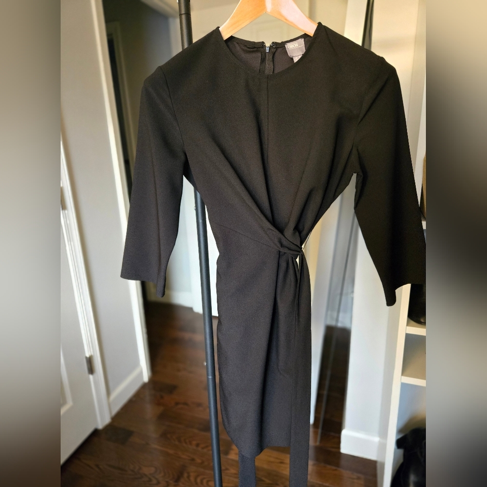 ASOS Size 6 Black Front Tie Dress